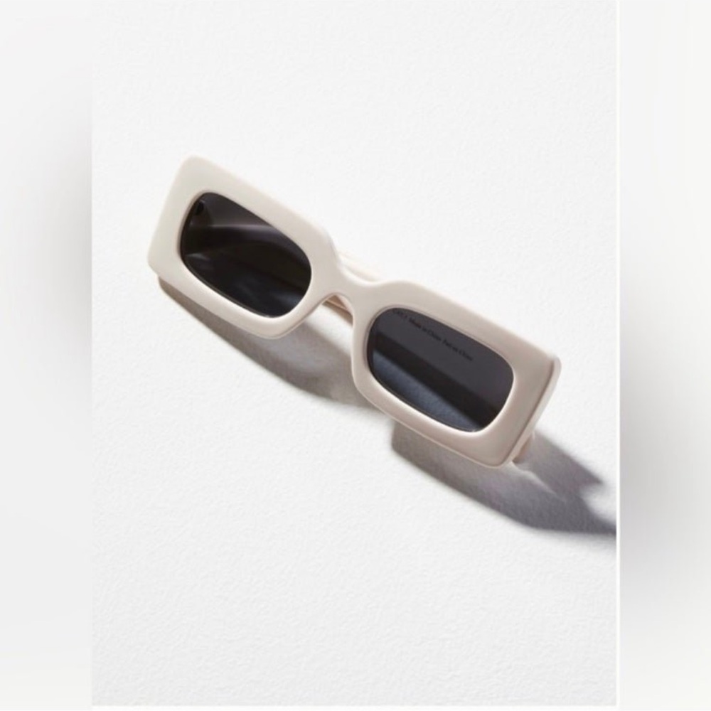 Anthropologie Matt & Nat Ivvy 2 rectangle sunglasses